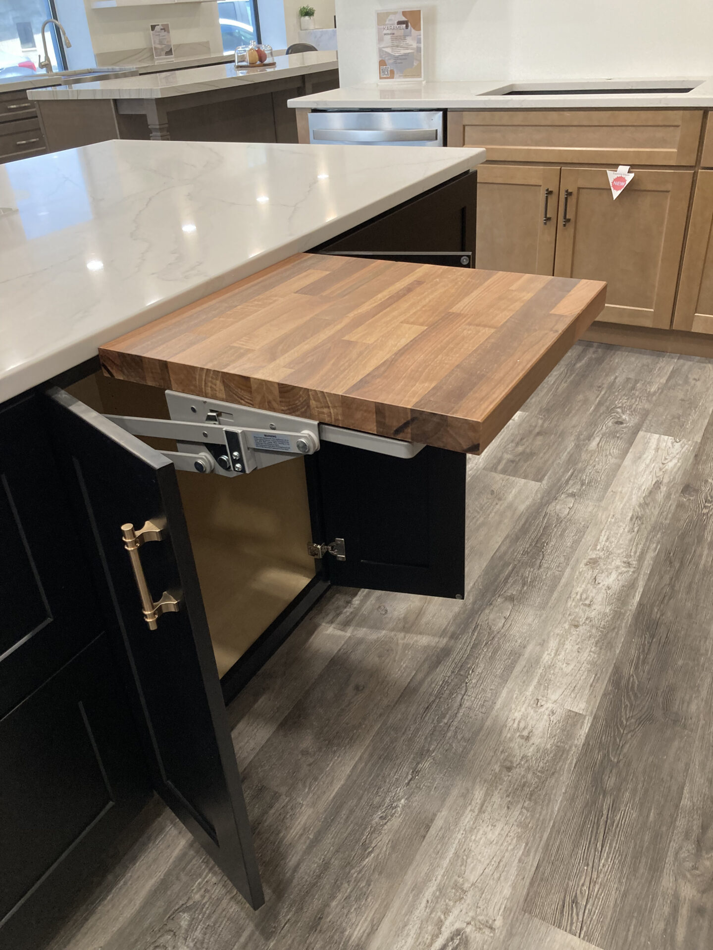 Pull out chopping board